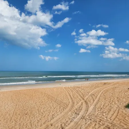 Cozy beach house - 5 min walk to the beach (Pet-Friendly