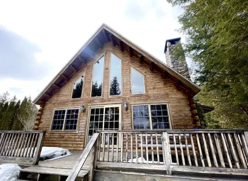 Schoodic Escape– NEW FOR 2023 -Whole house generator and FAST Starlink internet!