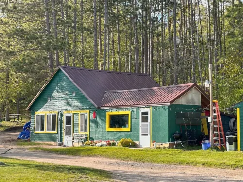 Cabin 10 at Green Valley Resort on Seventh Crow Wing