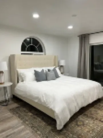 Mountainside @ Lava Hot Springs w/ Tesla Charger 220V