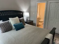 Renovated Boone Deluxe Cottage with 2 bed 2 bath, sleeps 6 max, pet friendly