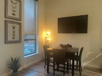 Luxury Studio Condo, 1 King bed, Amazing Location!!
