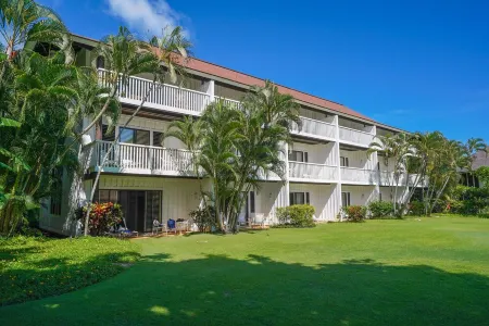 Beautiful 2 BR. Kiahuna plantation condo partial ocean view upgraded with A/C