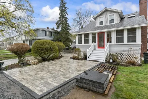Cute and Cozy Cape in the Heart of Ogunquit Center
