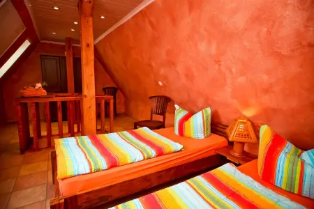 Aktivhof - sunny island with balcony 5 minutes from the beach