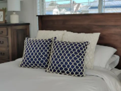 Private Beachfront Cottage in Portsmouth, RI Hotels in Portsmouth