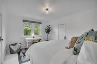 The Where We Roam Log Cabin - Walk to Town with Mountain Views!