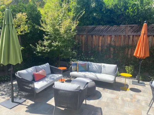 Gorgeous contemporary Napa Valley country home with all new furnishings!