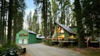 Spacious Alpine Estate + Starlink + EV Charger+ 10 min from Park Entrance