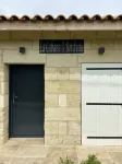 Small house on the banks of the Dordogne