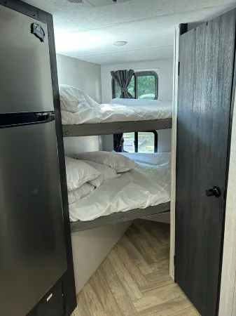 Trails End Campground20 min-Chincoteague Island40 min-OCMD2 hrs-VA Beach