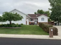 SUMMER IN MONTANA-the Cottage is ready for your stay!