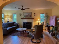 ShiShi's Cottage--Walk to OSU