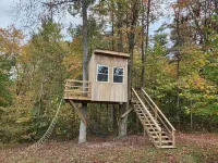 Minutes to Caves! Private Woods! Game Room & Media Room! Great for Get-togethers
