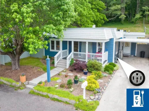 Artisan Gem - 2 BR / 1 Bath