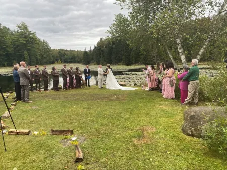 Adirondack Cottage - Four Season, Pet-Friendly, Cozy & Beautiful. Read  reviews! Отели в г. Уотсон