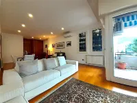 Central elegant suite