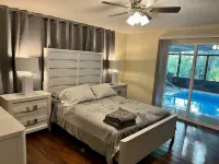 Heated Pool & Kayaking House with a Canal Access in Lake Panasoffkee