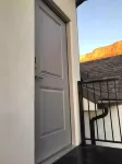 Private Scenic Stay at Sycamore Lane