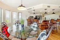 Mountain View Getaway, minutes from theme park.