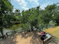 River Cabin in Woodsboro