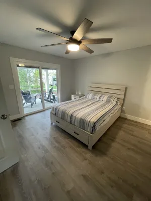 Discounted Rates for Fall/Winter! Lake Michigan Access, Hot Tub!