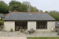 Detached barn in South Hams near to Dartmouth, ideal for guests with dogs.