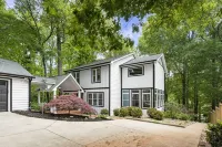 Shady Shoals - Lakefront; Quiet Cove; Huge Dock; Pool Table; Walk to State park