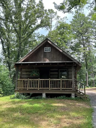 Tadpole Cabin at Creek Road Farm