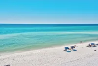Charming Studio 30A, Seacrest!  Walk to Rosemary! Free Private Beach Access!