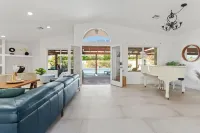 Palm Springs Desert Oasis.