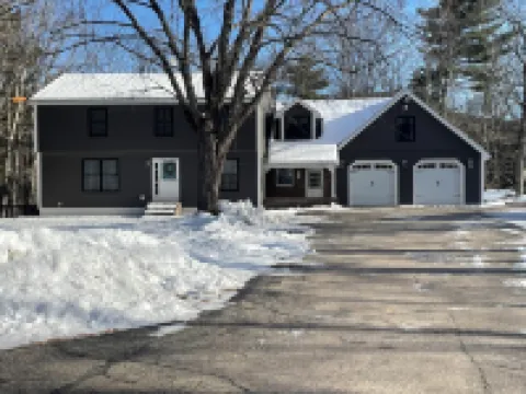 NEW LISTING