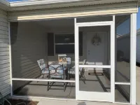 PATIO VILLA W 4 PERSON GOLF CART 1M TO BROWNWOOD SQ-NO XTRA GUEST FEES