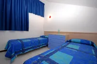 Ampio attico in residenza con piscina
