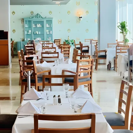 Rivoli Select Hotel