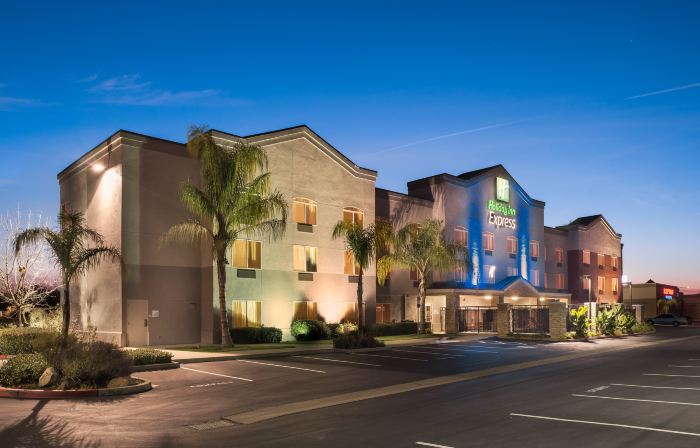 Holiday Inn Express ROCKLIN - GALLERIA AREA by IHG