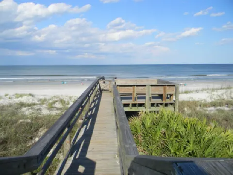 Beautiful Summerhouse Condo Ocean & Intracoastal Views 3 Min Walk to the Beach! Hotels near Fort Matanzas National Monument