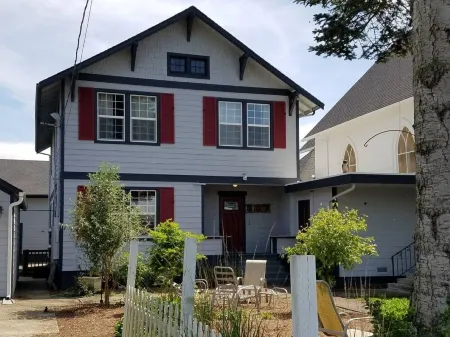 Madison Hill Villa, Downtown Monroe Отели рядом с достопримечательностью «Парк Аль Борлин»