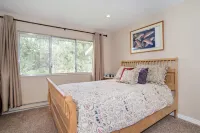 MTN Condo with 1 Fishing Badge, Patio & BBQ Grill, 25 Mi. to Aspen & Skiing!