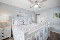 Classic Beach Cottage on Oceanside of Wrightsville Beach -Lower Level Hotels near Wrightsville Beach Marina