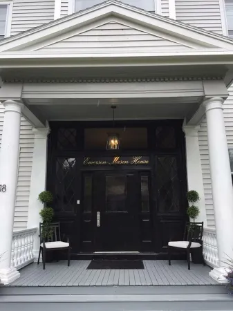 Comfort, space, elegance, history in Bar Harbor village