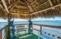 Mariners Club Oceanfront Condo, Water views from every room, Tennis & Pickleball