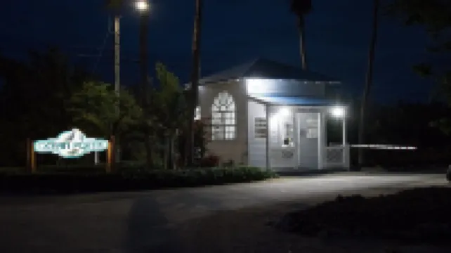 Oceanfront Key Largo Paradise~Private Beach~Pool~Tennis~Marina~Restaurant