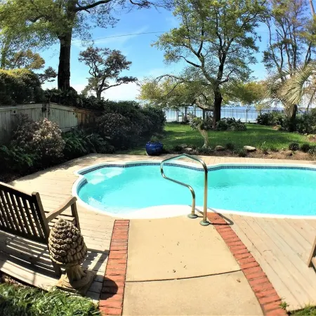 Tranquil Coastal Waterfront- Saltwater Pool/125' Private Dock/Outstanding Sunset