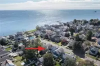 Ocean View cottage in Indian Neck. Super Host with 5-Star Rating Hotels in Branford