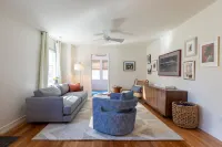 Warm Luxury in walkable downtown Durham (2.5 mi. from Five Pts. Plaza)