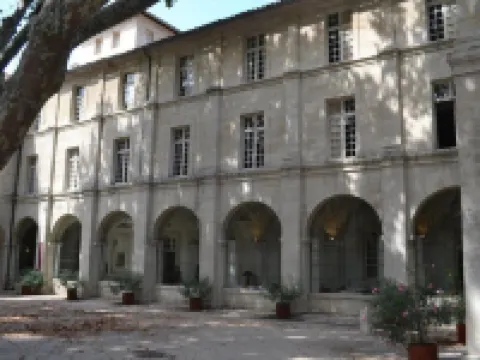 Hôtel Cloitre Saint Louis Avignon アヴィニョンのホテル
