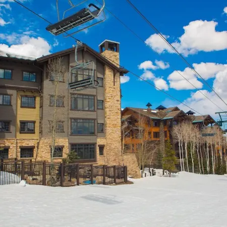 Luxury Ski-in/Ski-out Arrowleaf at Empire Pass Sleep 6