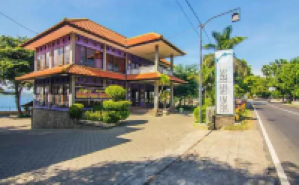 Baru Dua Beach Hotel and Restaurant Hotels in 