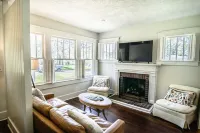 Belhaven Beauty  3Br/2BA Near Belhaven College & Med Center